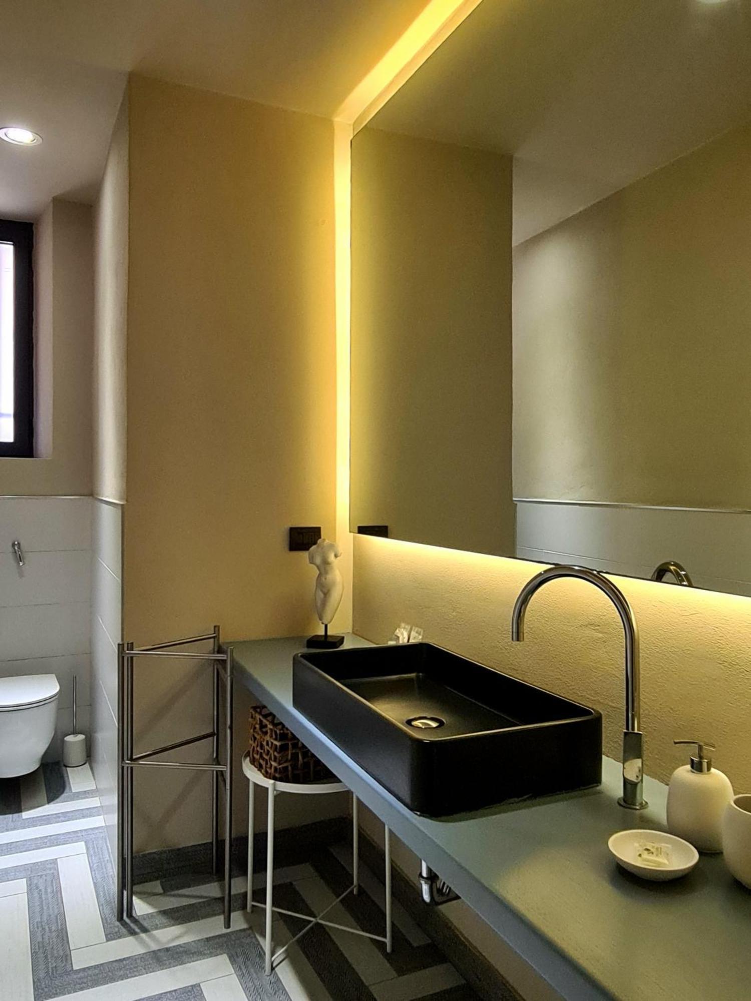 Serendipity Rooms - Navigli Milaan Buitenkant foto
